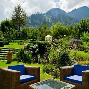 Know the Best Hotel in Manali for Honeymoon – Solang Valley Resorts