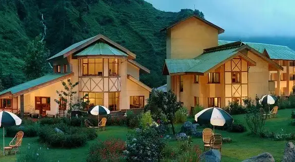 Unveiling the Epitome of Luxury: 5-Star Retreats in Solang Valley