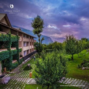 Family-Friendly Hotels in Solang Valley: Making Memories with Your Loved Ones